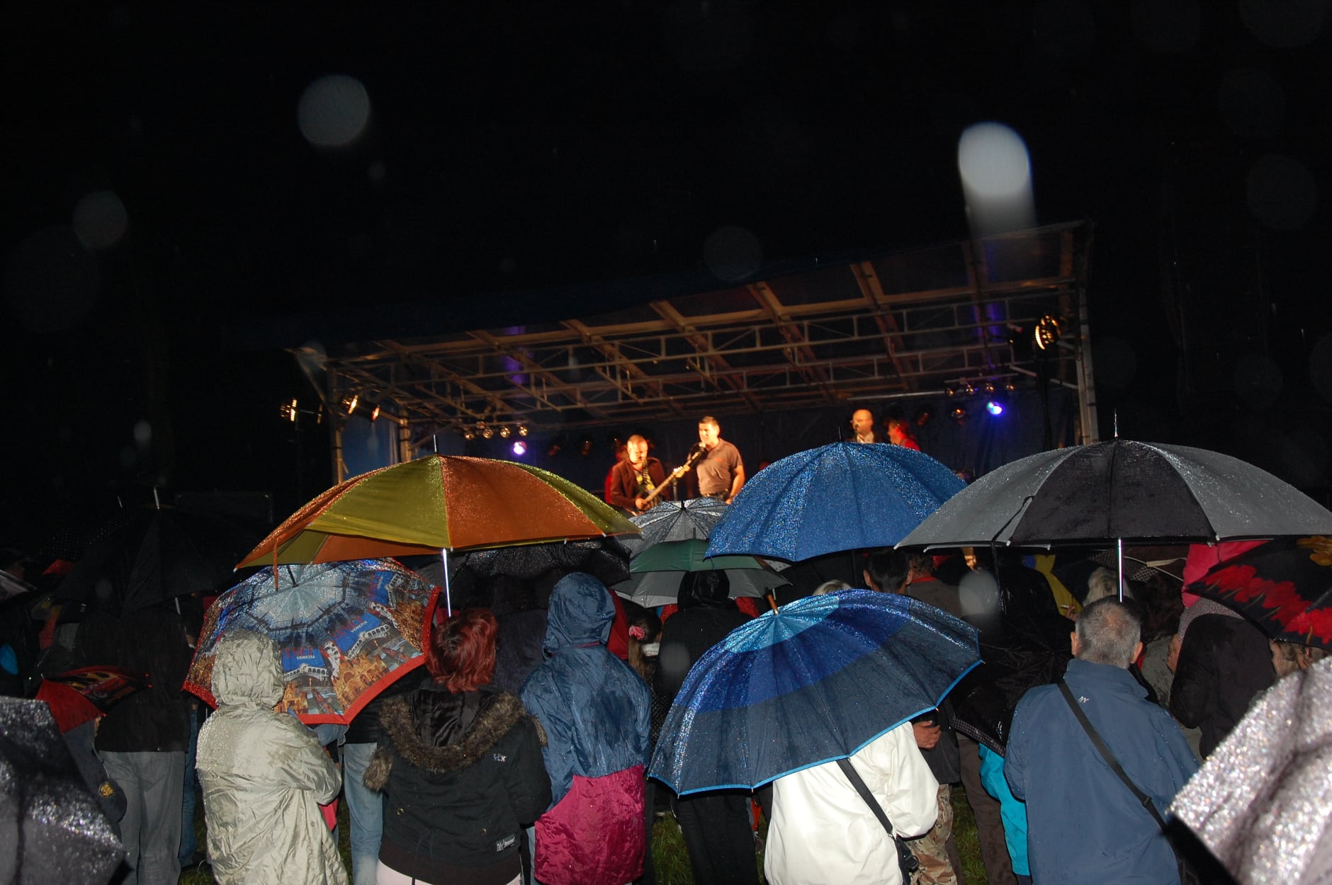 121647357_1654931241351083_6739489020363158898_n